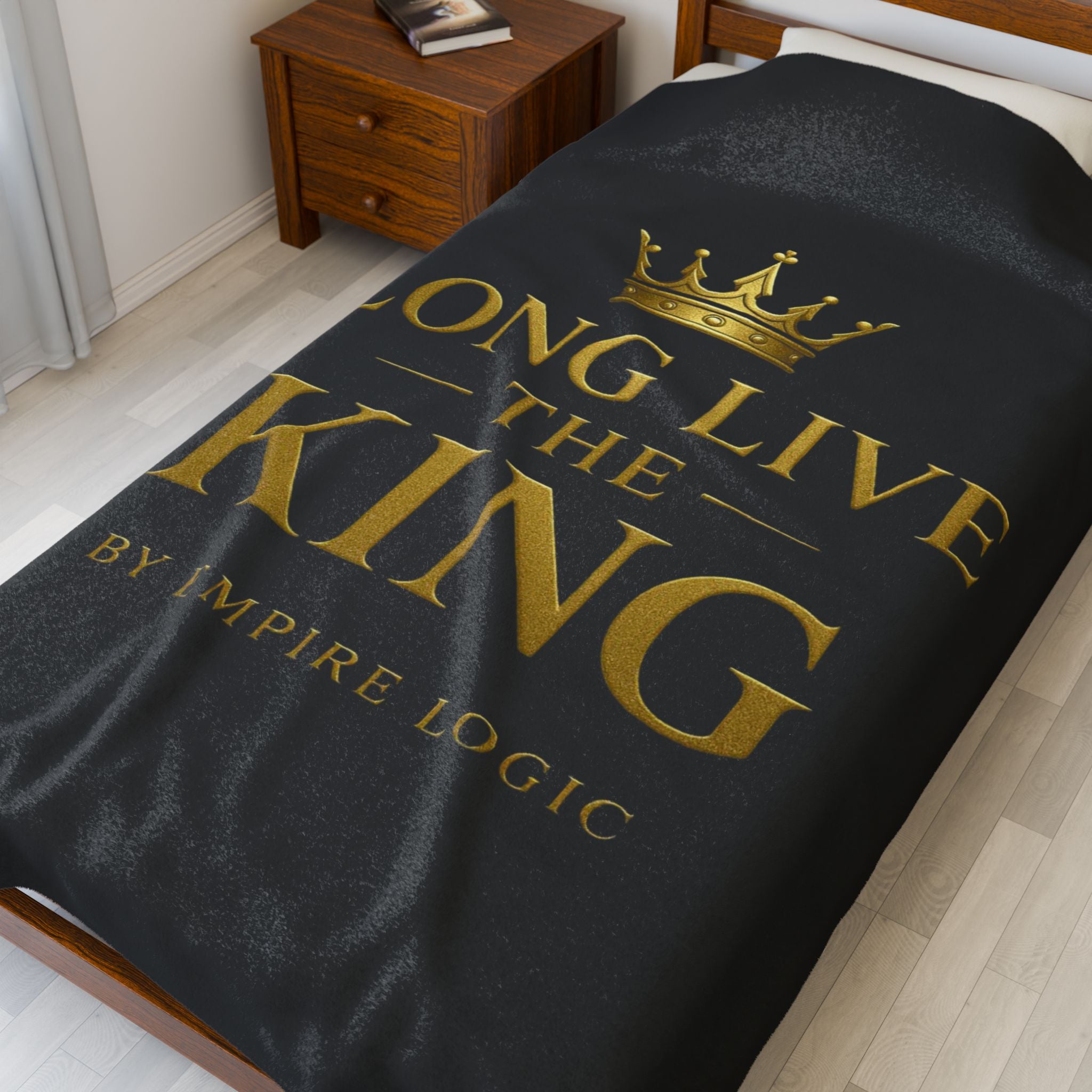 Luxurious Velveteen Plush Blanket - "Long Live The King" - Cozy Throw for Home, Gifts, Self-Care, Inspirational Decor, Warm Snuggles